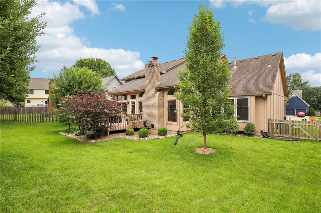 1083 NE Greenwood Court — photo 37