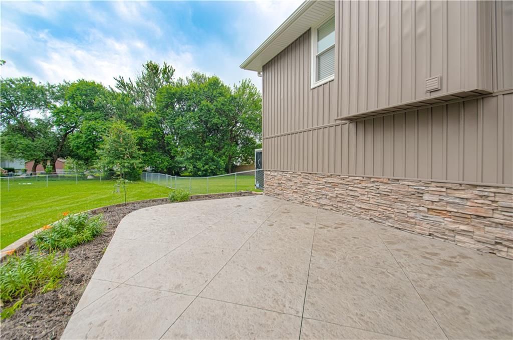 605 Meadow Court — photo 6