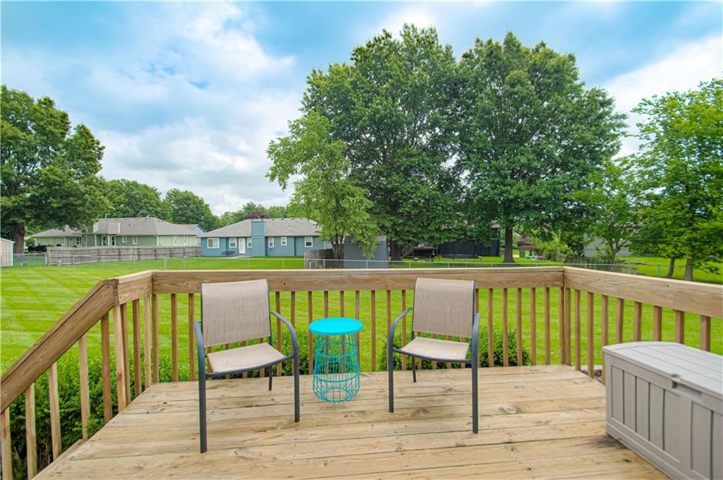 605 Meadow Court — photo 17