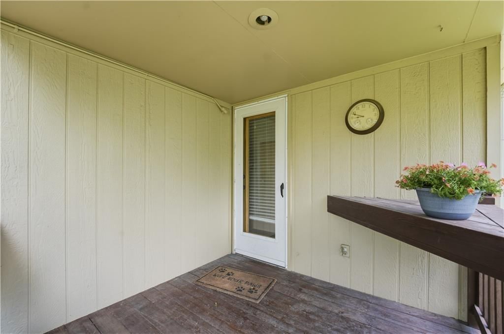 724 NE Colleen Drive — photo 36