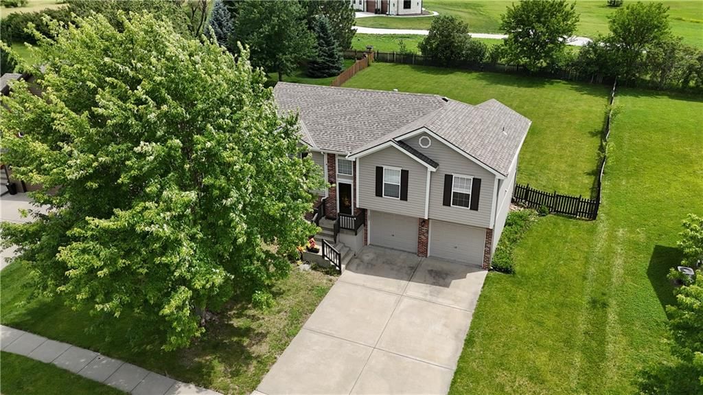 6819 NE 113TH Terrace — photo 32
