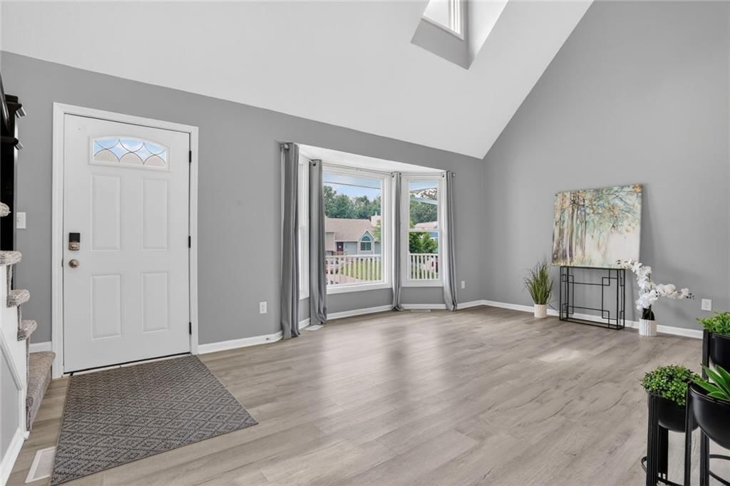 724 N Plum Rose Drive — photo 5
