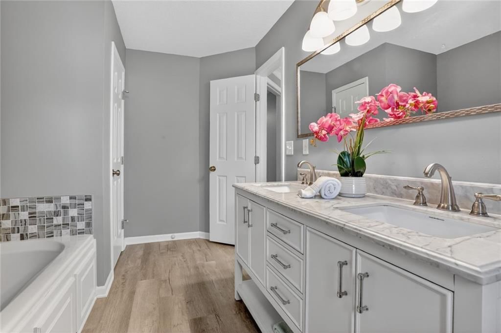 724 N Plum Rose Drive — photo 28