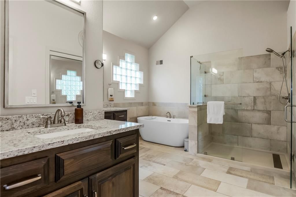 4317 NE Maplegate Court — photo 20