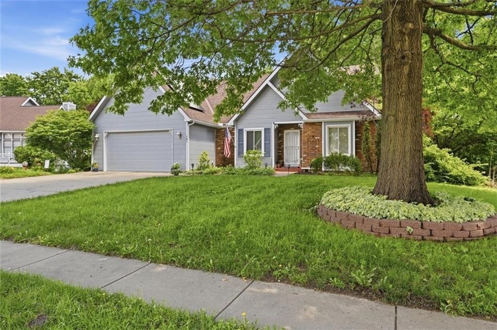 107 Willow Drive — photo 2