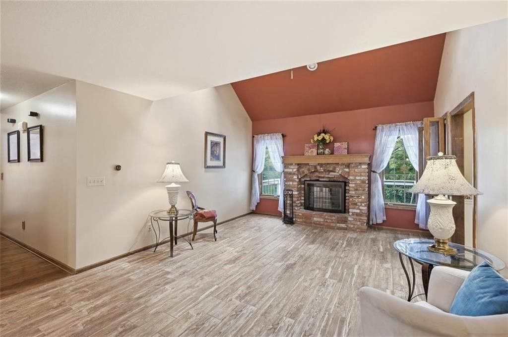 107 Willow Drive — photo 6
