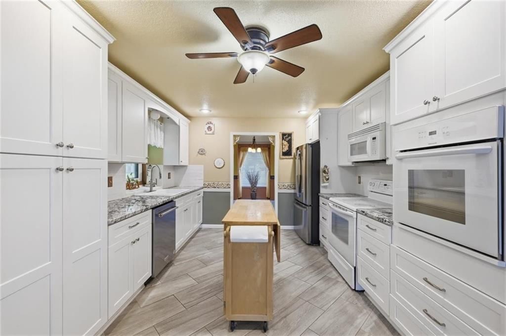 107 Willow Drive — photo 12