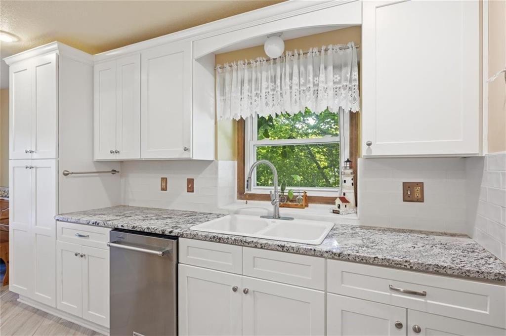 107 Willow Drive — photo 13