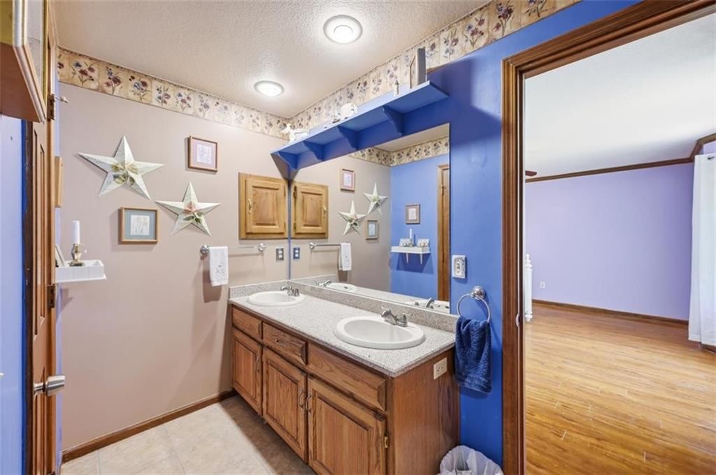 107 Willow Drive — photo 18
