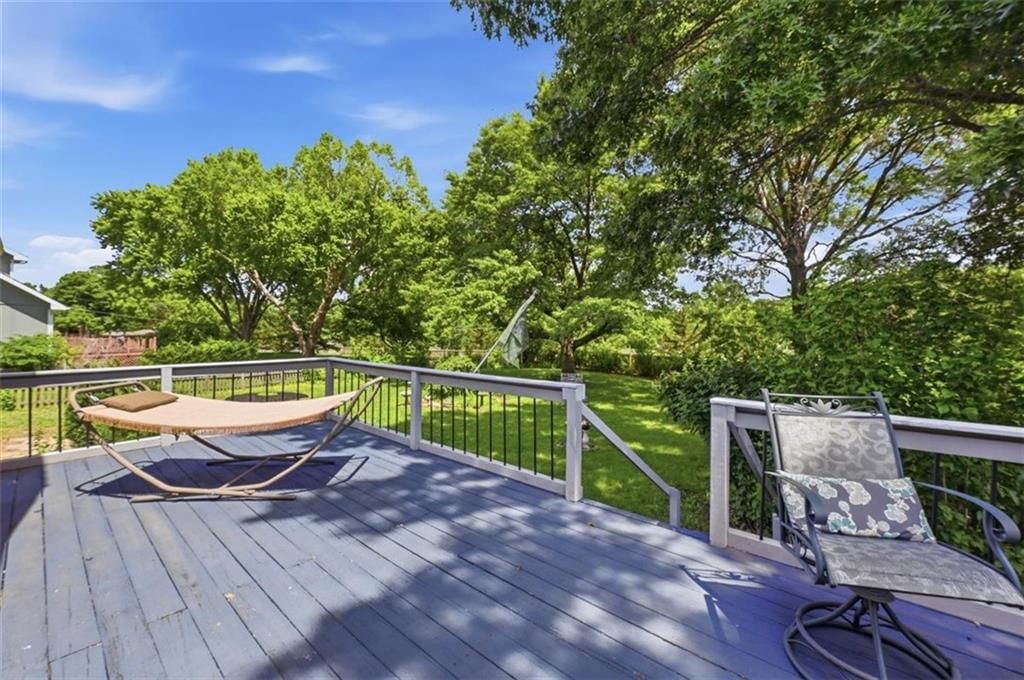 107 Willow Drive — photo 34