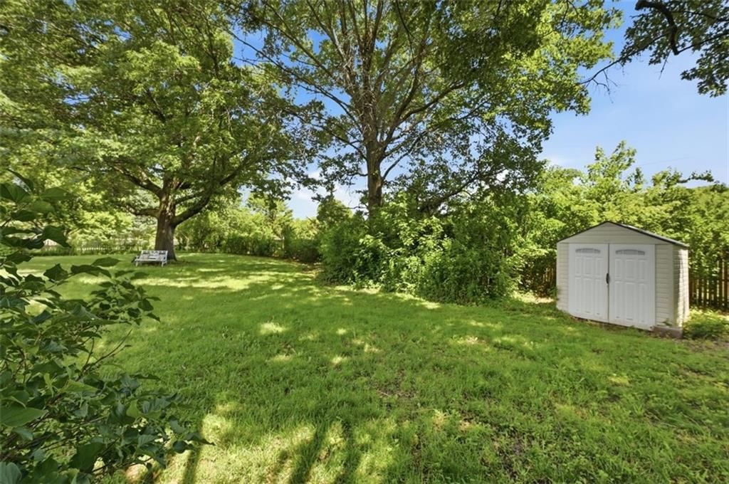107 Willow Drive — photo 37