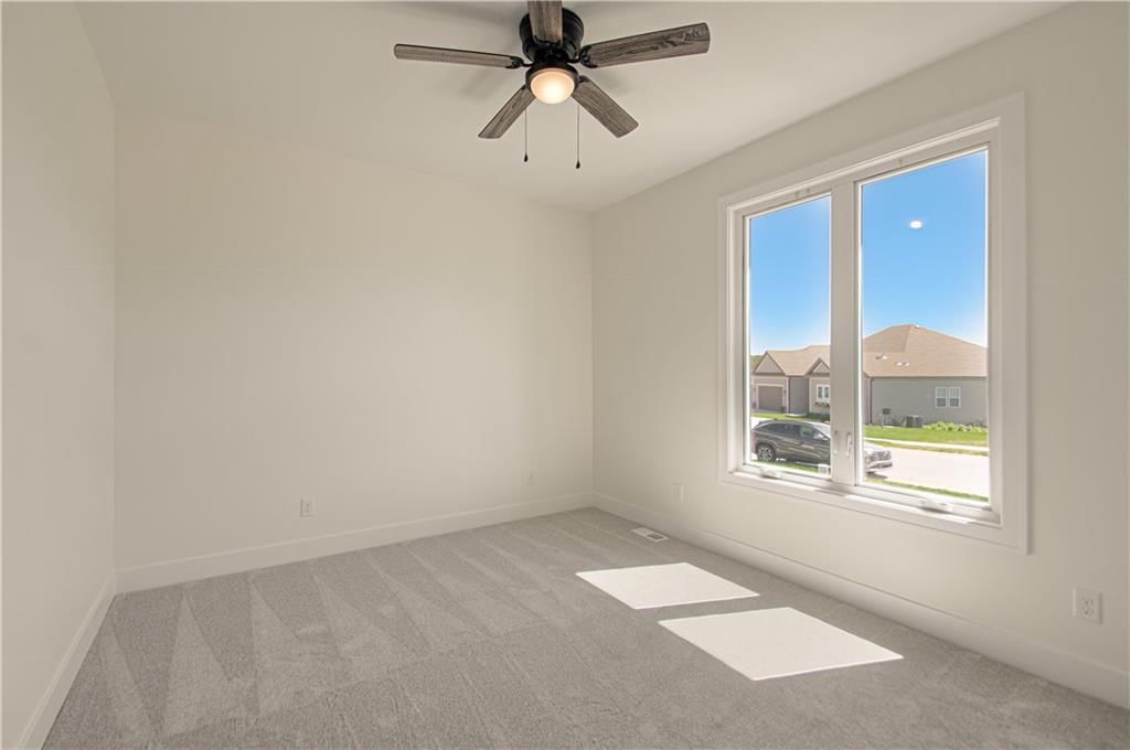 7604 N Gower Avenue — photo 20