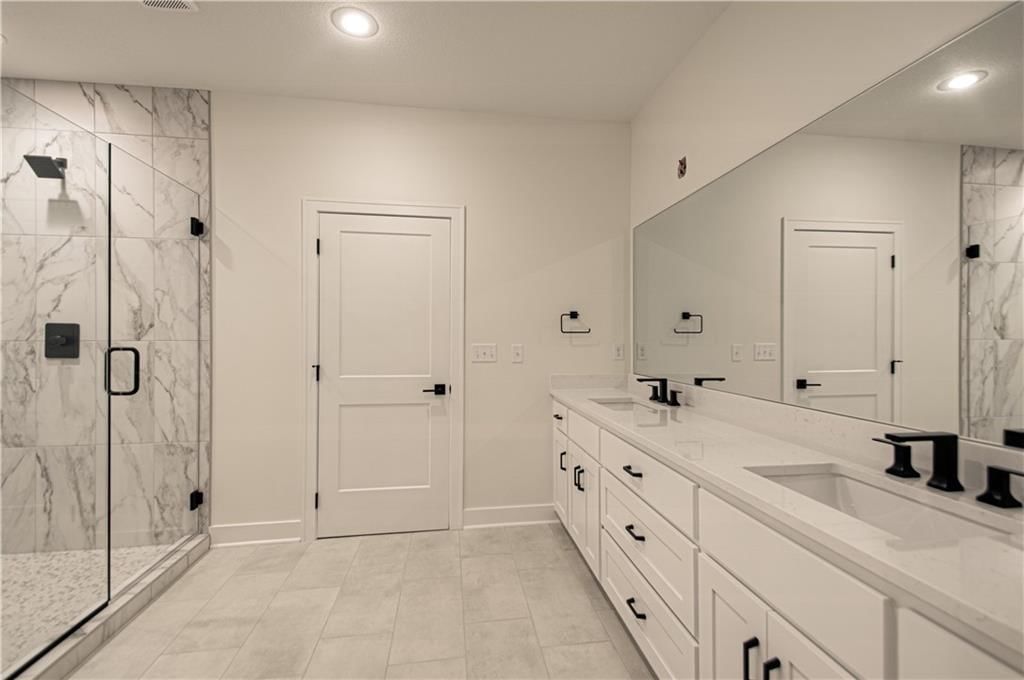 7604 N Gower Avenue — photo 28
