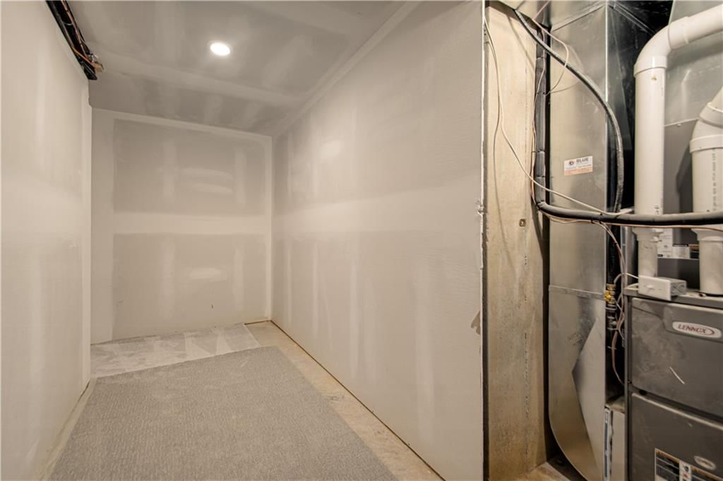 7604 N Gower Avenue — photo 40