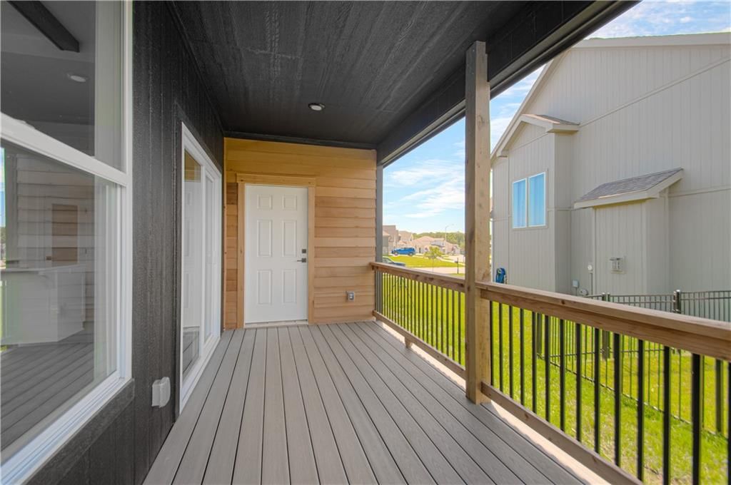 7604 N Gower Avenue — photo 41