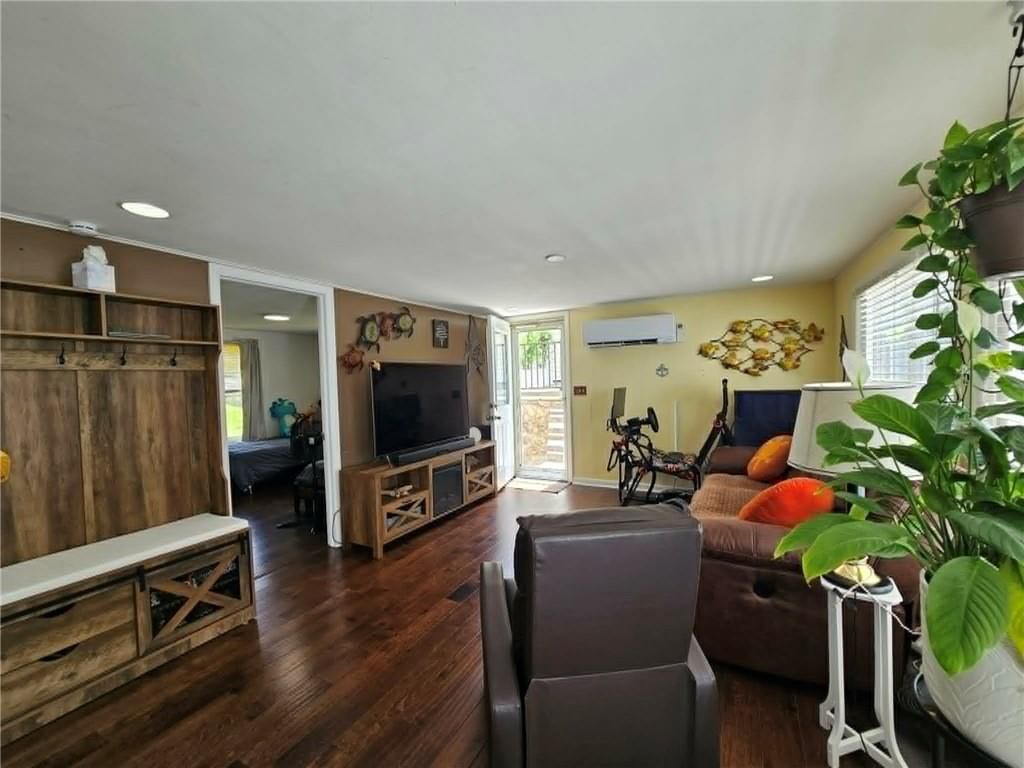 2205 Spring Cove Road — photo 14
