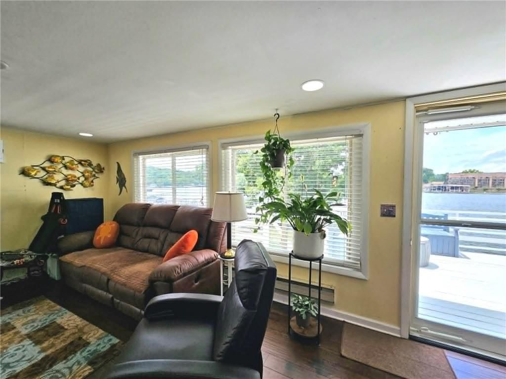 2205 Spring Cove Road — photo 15