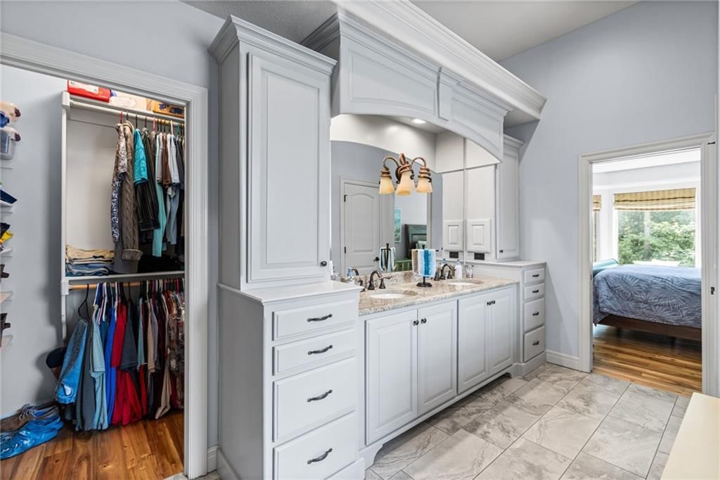 9127 N Evanston Avenue — photo 31