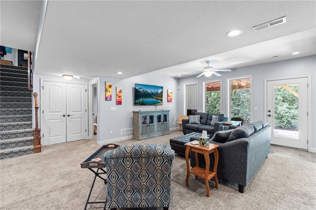 9127 N Evanston Avenue — photo 43