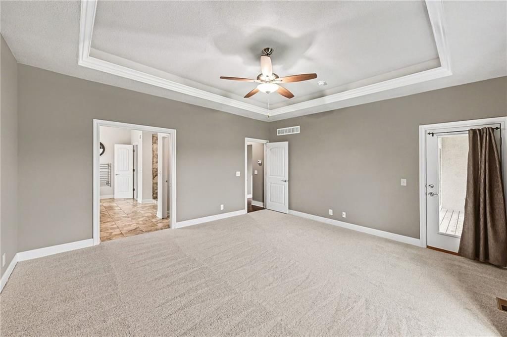 10015 N Michigan Avenue — photo 10