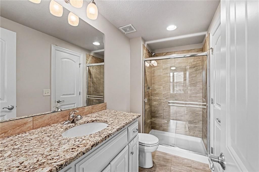 10015 N Michigan Avenue — photo 21