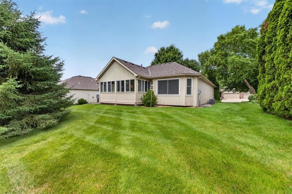 2717 S Woodbury Drive — photo 8