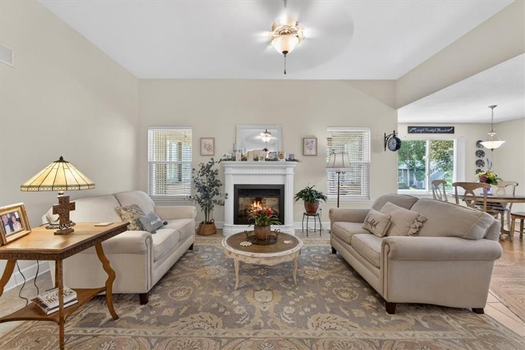 2717 S Woodbury Drive — photo 13