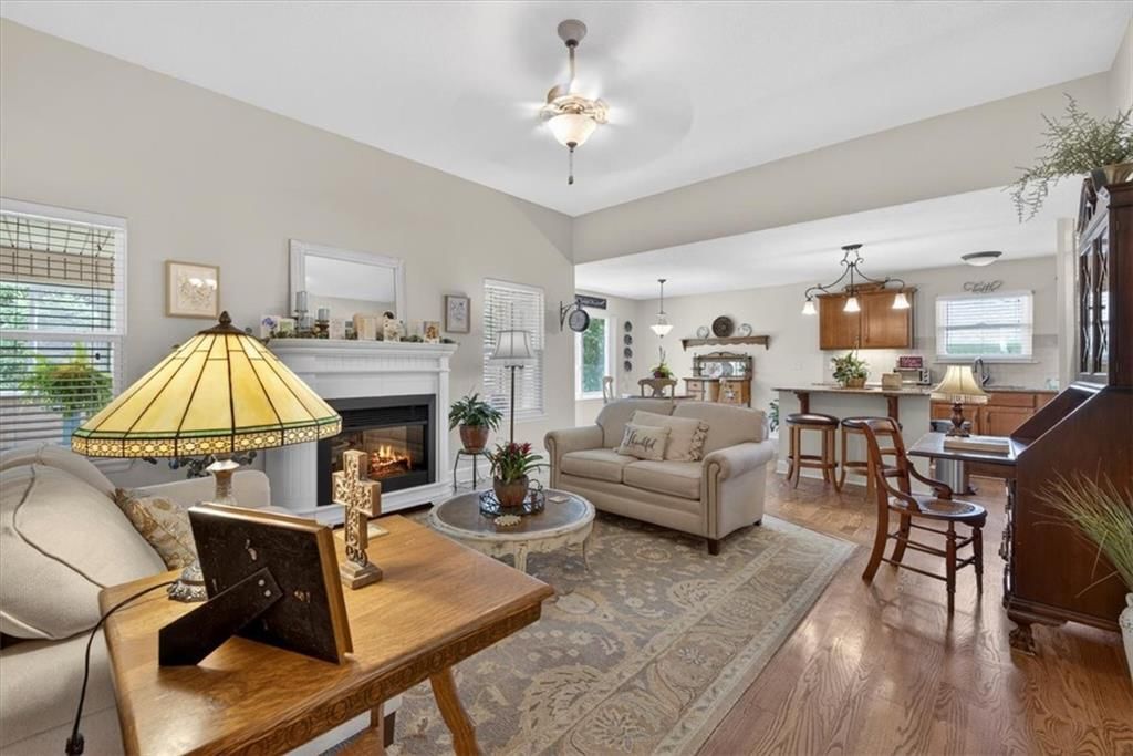 2717 S Woodbury Drive — photo 17