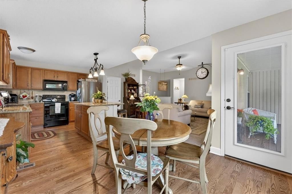 2717 S Woodbury Drive — photo 19