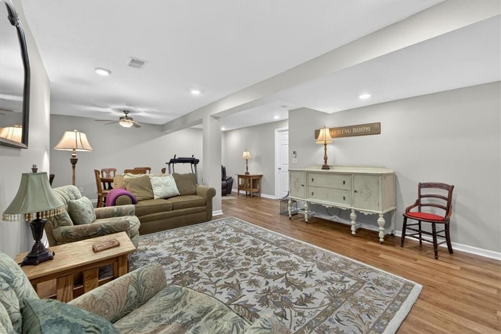 2717 S Woodbury Drive — photo 33