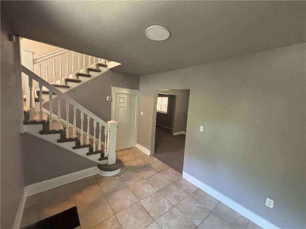 1014 Agnes Avenue — photo 9