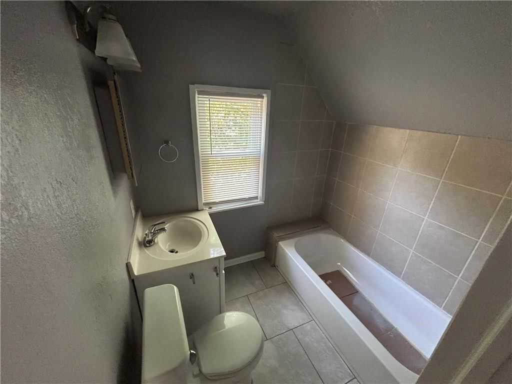 1014 Agnes Avenue — photo 12