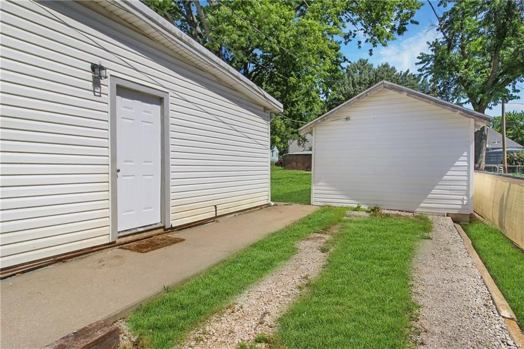 1511 Dirr Avenue — photo 26