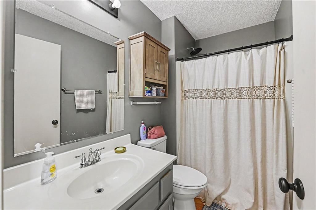 704 Woodson Street — photo 14