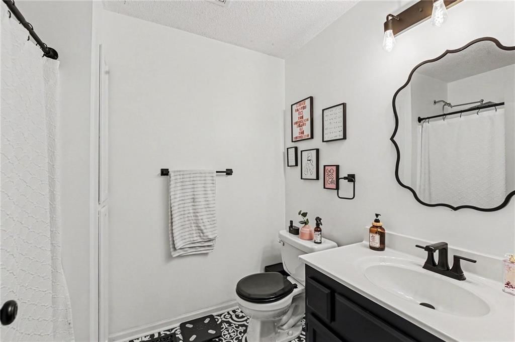 704 Woodson Street — photo 17