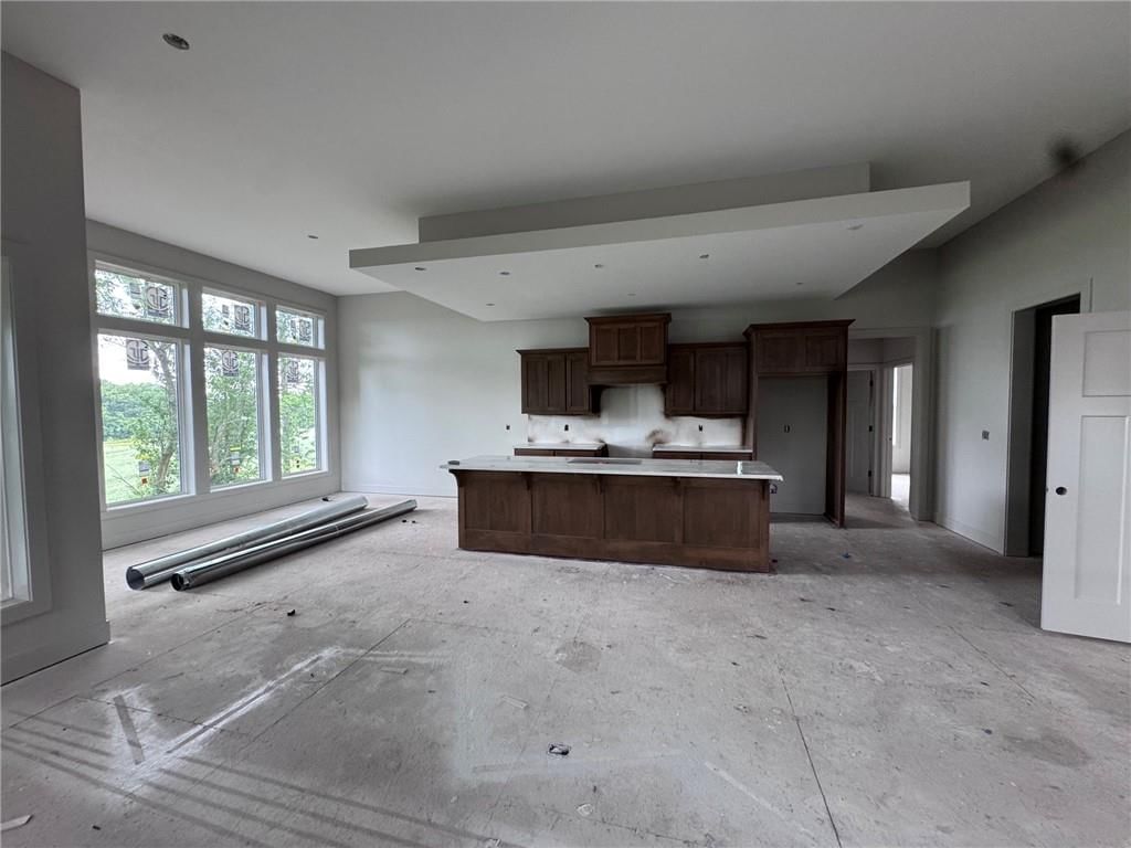 1945 Longview Drive — photo 5
