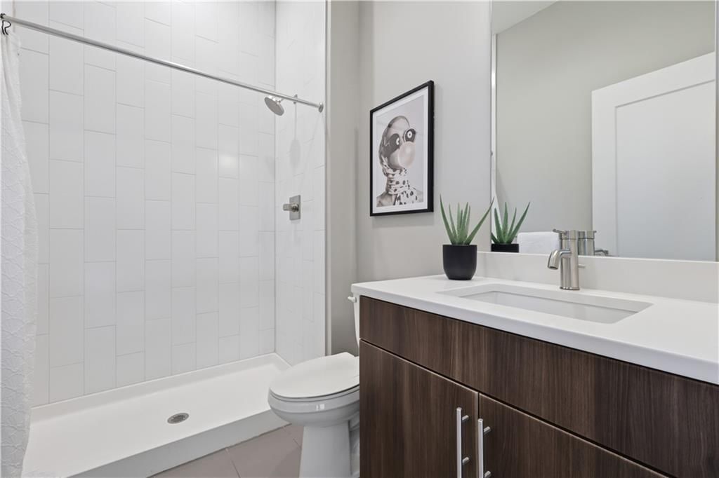 1718 Madison Avenue — photo 21