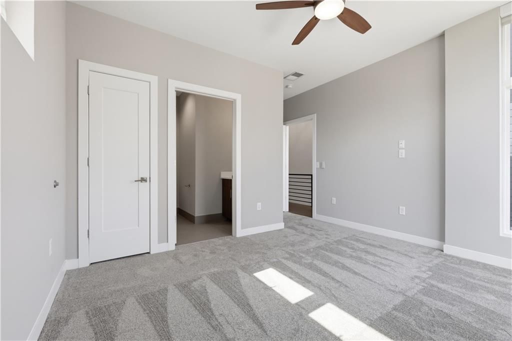 1718 Madison Avenue — photo 31