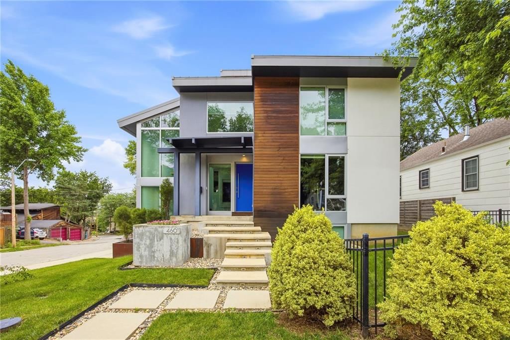 4601 Mercier Street — photo 1