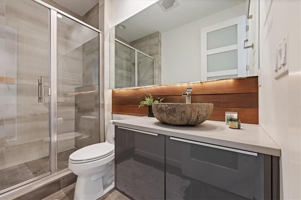 4601 Mercier Street — photo 11