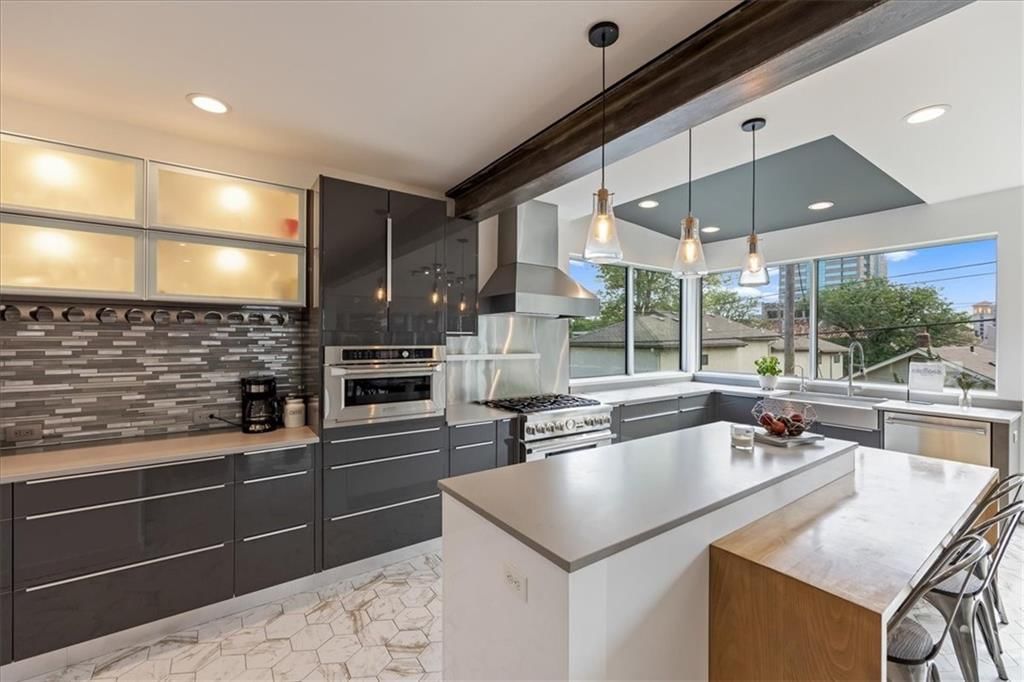 4601 Mercier Street — photo 16