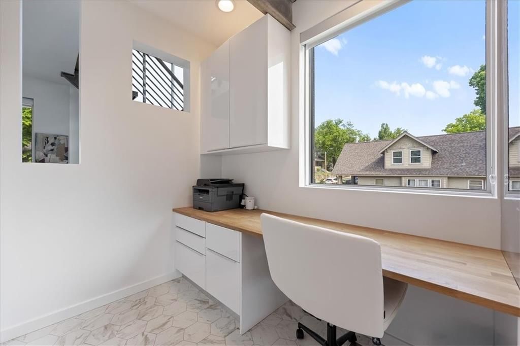 4601 Mercier Street — photo 22