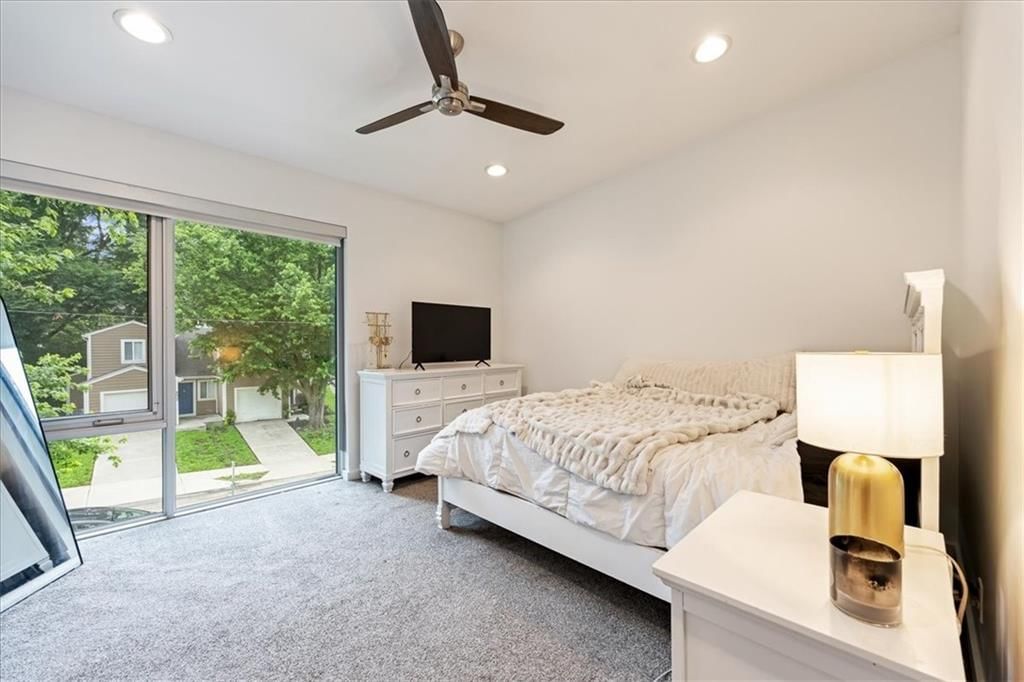 4601 Mercier Street — photo 31