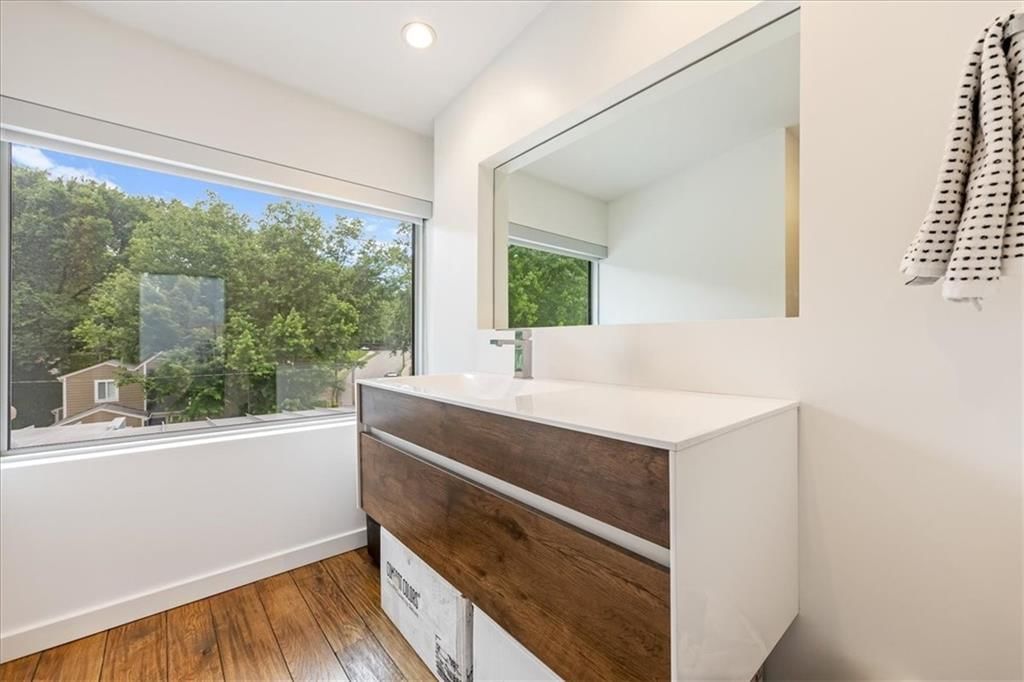 4601 Mercier Street — photo 39