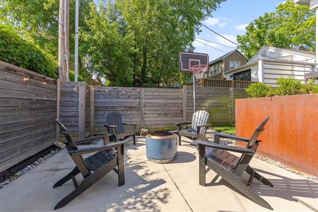 4601 Mercier Street — photo 42