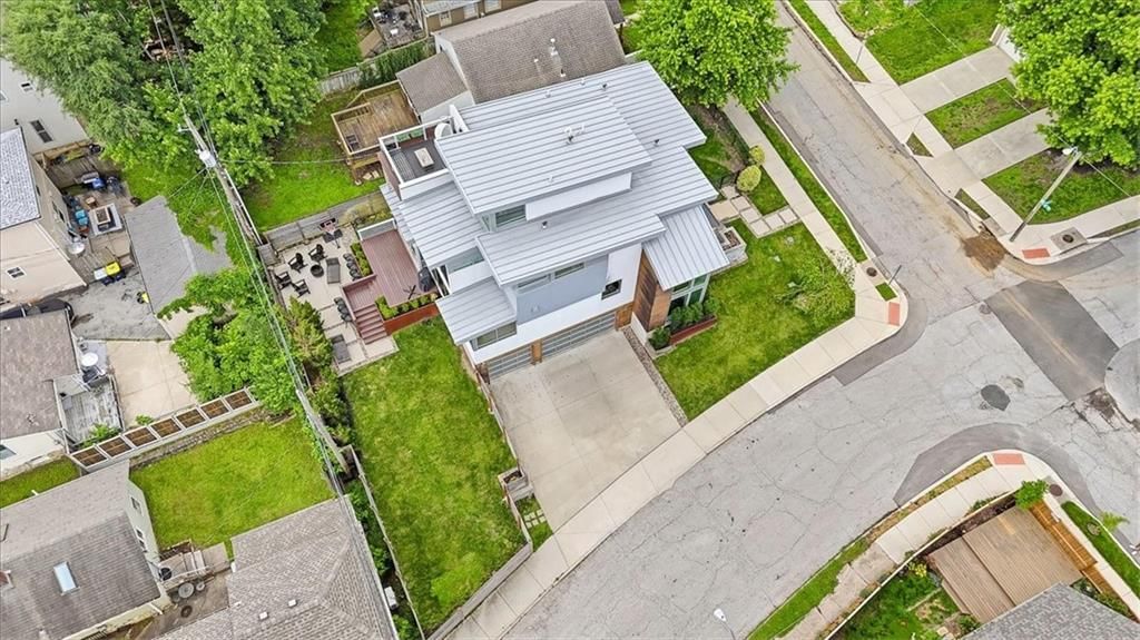4601 Mercier Street — photo 49