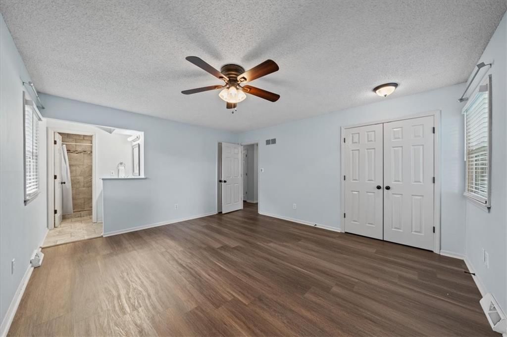 901 NW Springwood Drive — photo 11