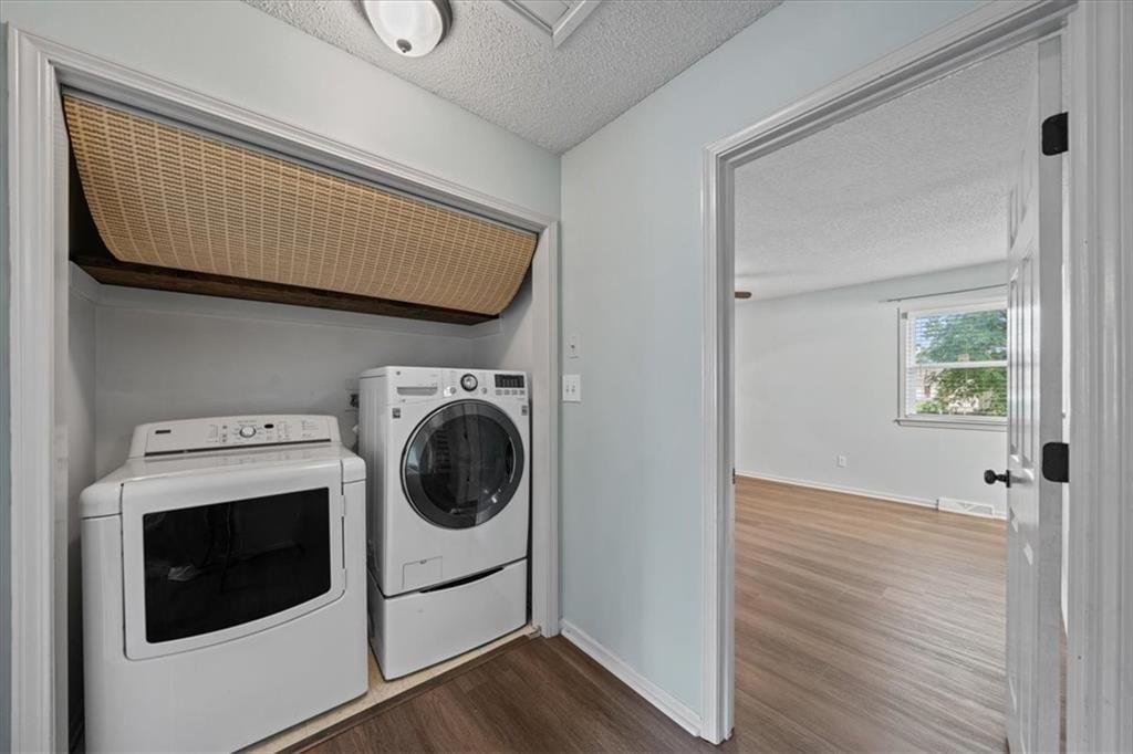 901 NW Springwood Drive — photo 17