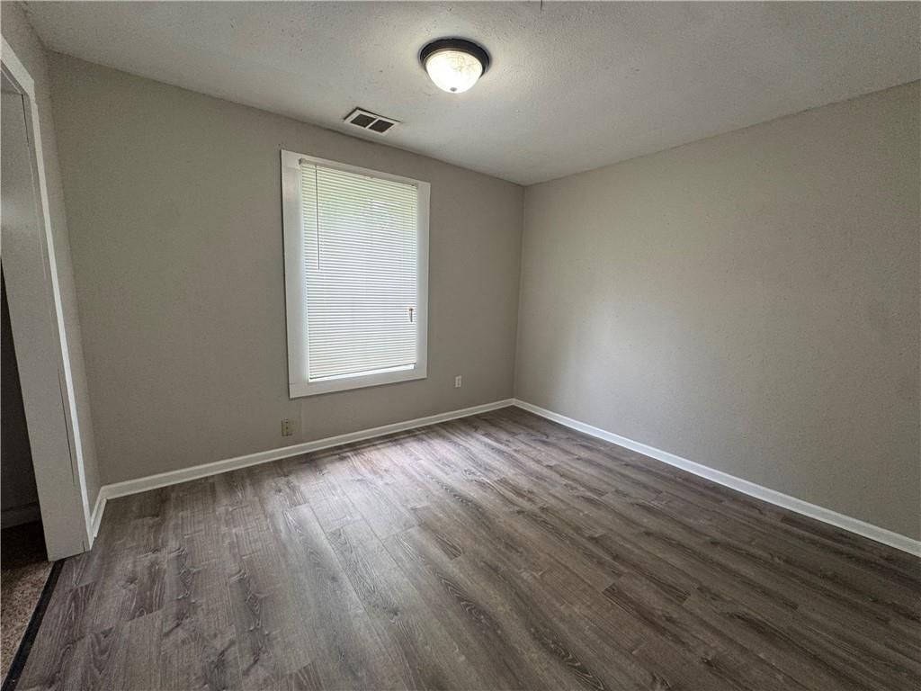 508 N Fairview Street — photo 4