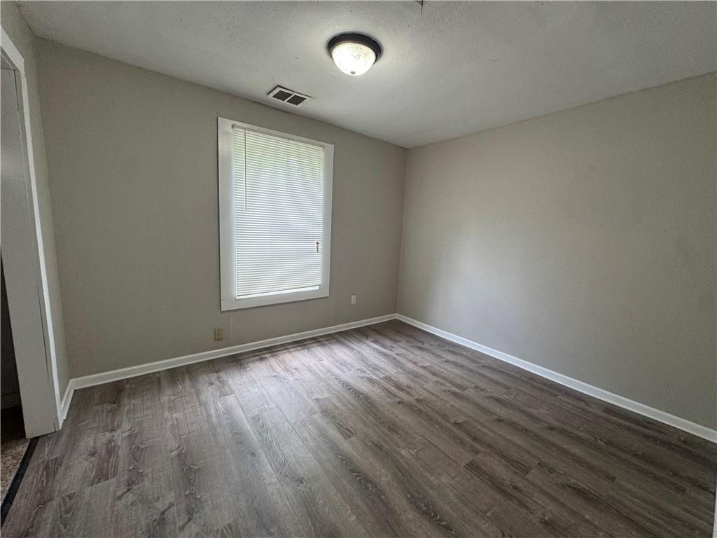 508 N Fairview Street — photo 5